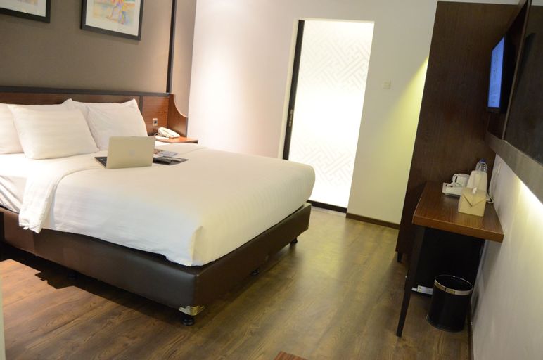 Bedroom 25