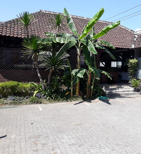 Exterior & Views 2, Pandan Inn House, Malang