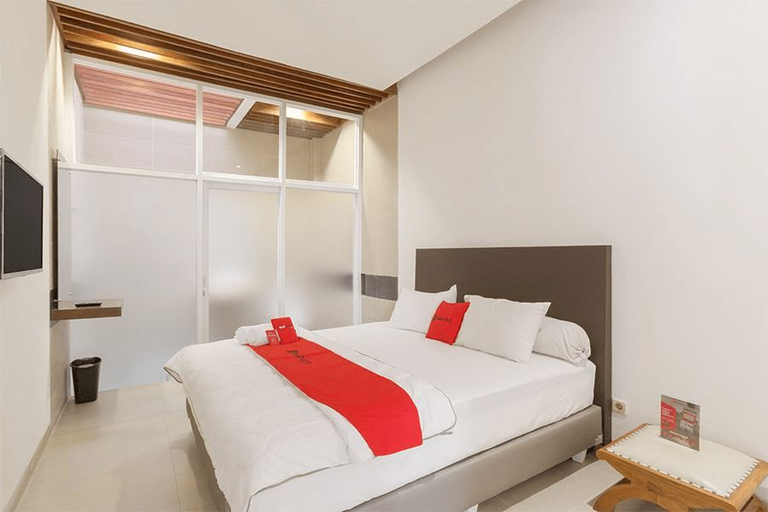 Bedroom 3, RedDoorz Plus @ Demangan Gejayan, Sleman