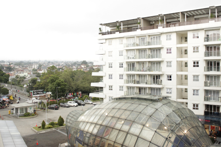 Exterior & Views 3, Spacious Studio Room at Gateway Pasteur Apartment near Exit Toll Pasteur By Travelio, Bandung