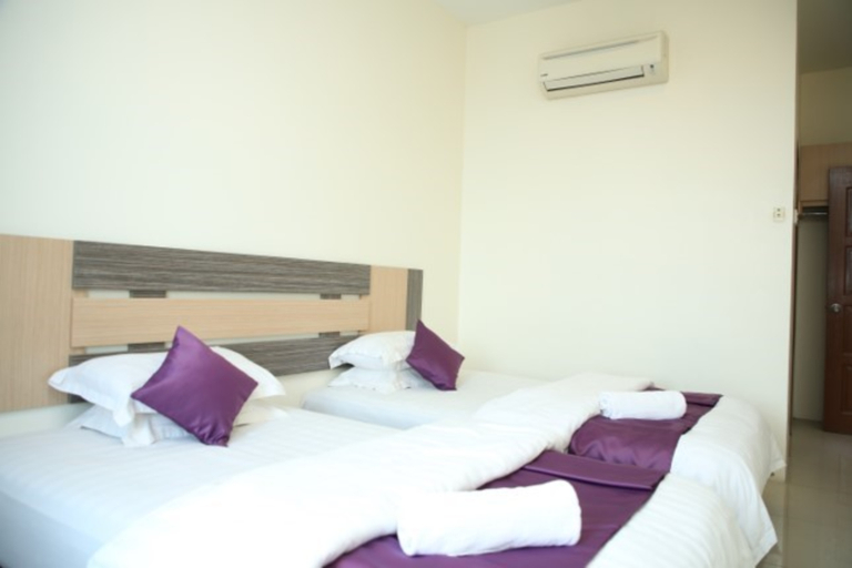 Bedroom 2, My Fame Hotel, Seremban
