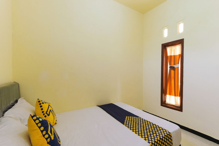 Bedroom 3, SPOT ON 2378 Omah Nusantara Homestay (tutup sementara), Lumajang