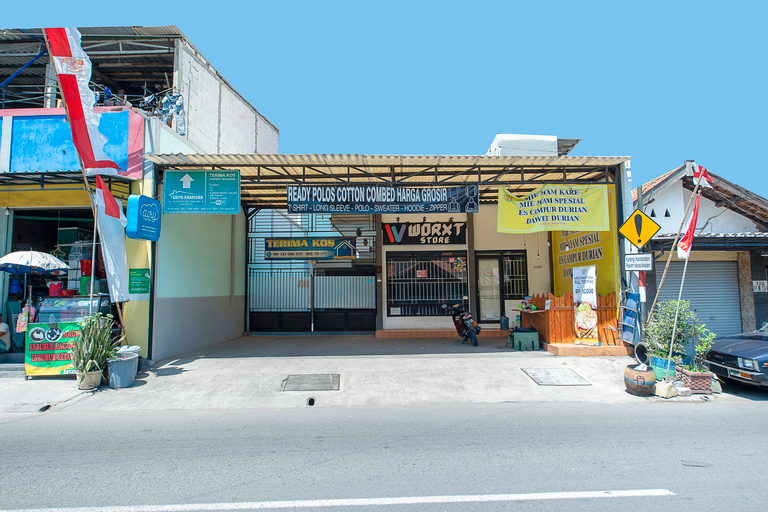 OYO 3815 Kutisari Selatan 21 Syariah, Surabaya