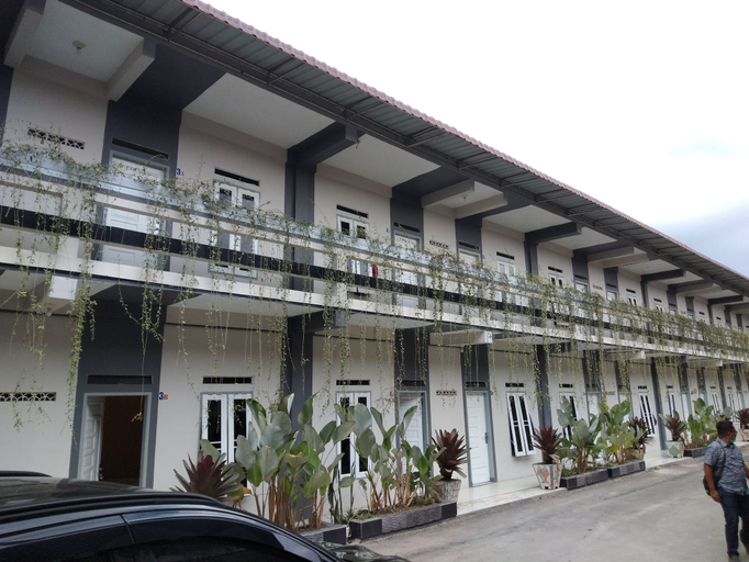 Exterior & Views 1, Juma Eluk Hostelry, Karo