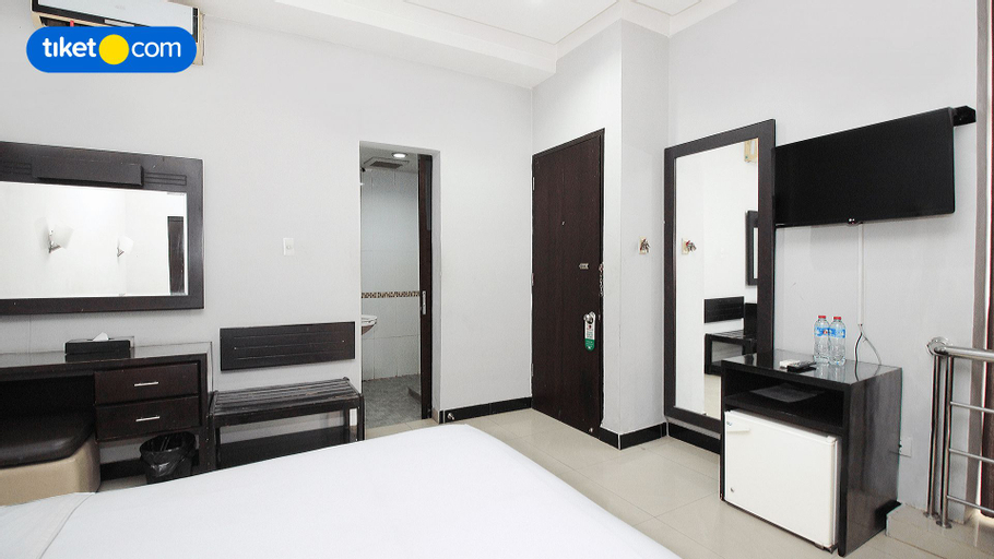 Dining Room 28