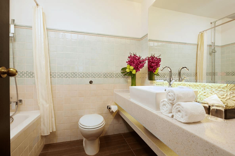 Village Hotel Albert Court by Far East Hospitality, Rochor