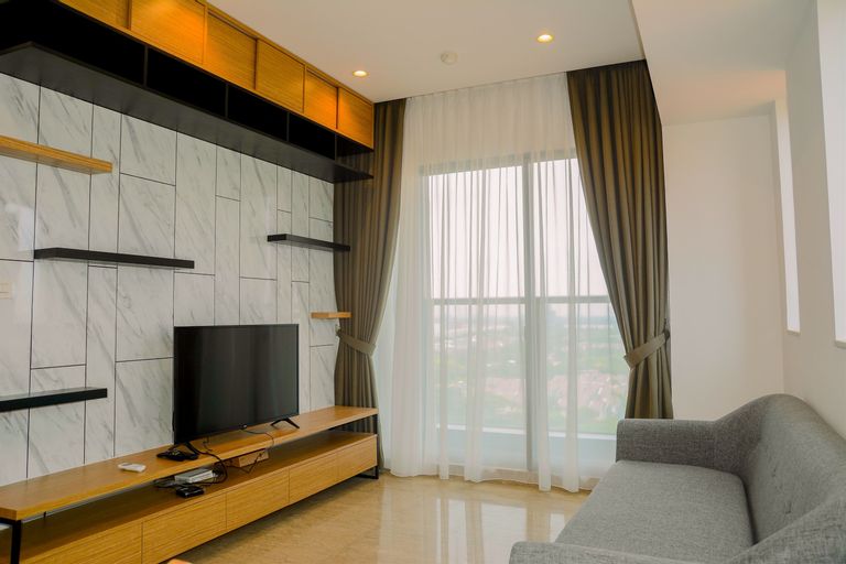 Luxurious and Pleasant 2BR Branz BSD City Apartment By Travelio, South Tangerang