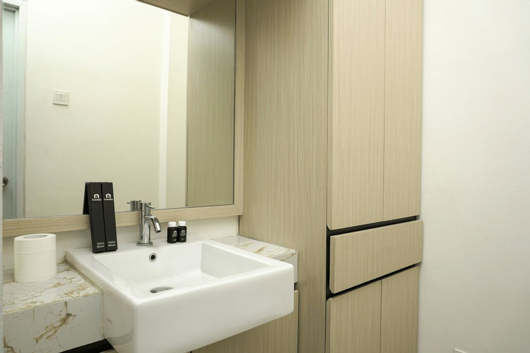 Homey 2BR at Paradise Mansion Apartment By Travelio, West Jakarta