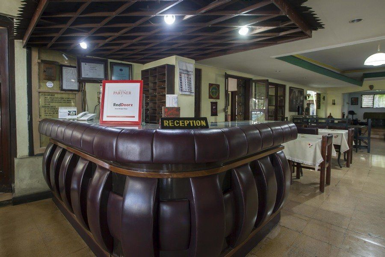 Public Area 3, RedDoorz near Balai Kota Malang, Malang