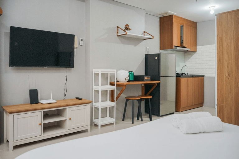 Others 4, Minimalist and Warm Studio Apartment at Bintaro Plaza Residence By Travelio, Tangerang Selatan
