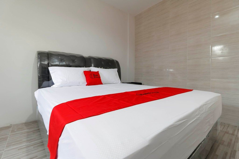 Bedroom 8