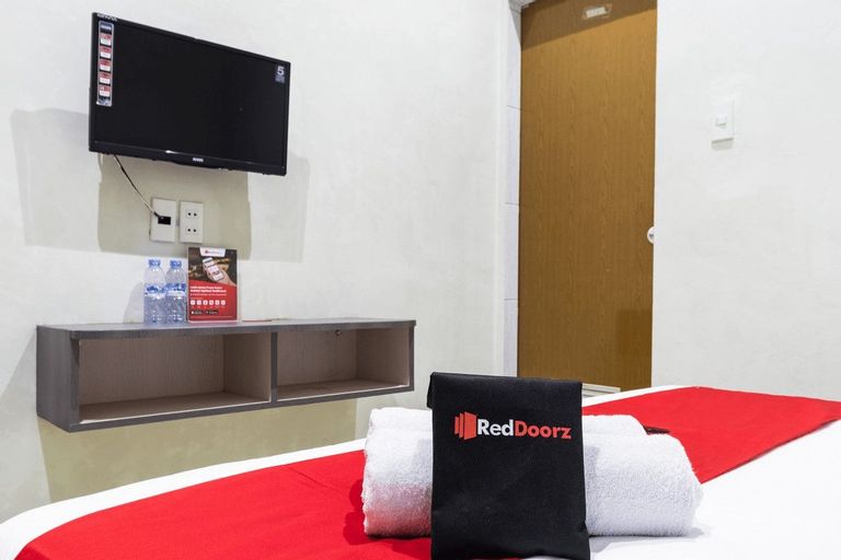 Public Area 3, RedDoorz near Medan Amplas, Medan