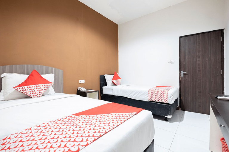 Bedroom 3, OYO 2552 Hotel Permata, Makassar