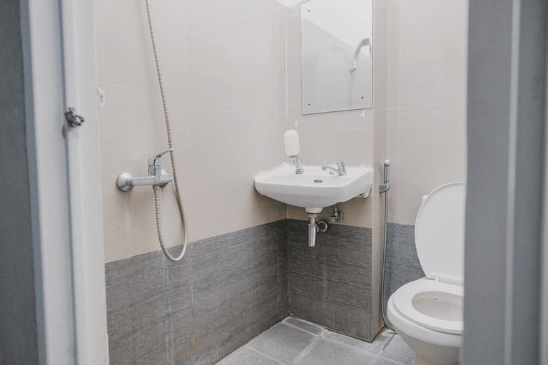 Bathroom 5