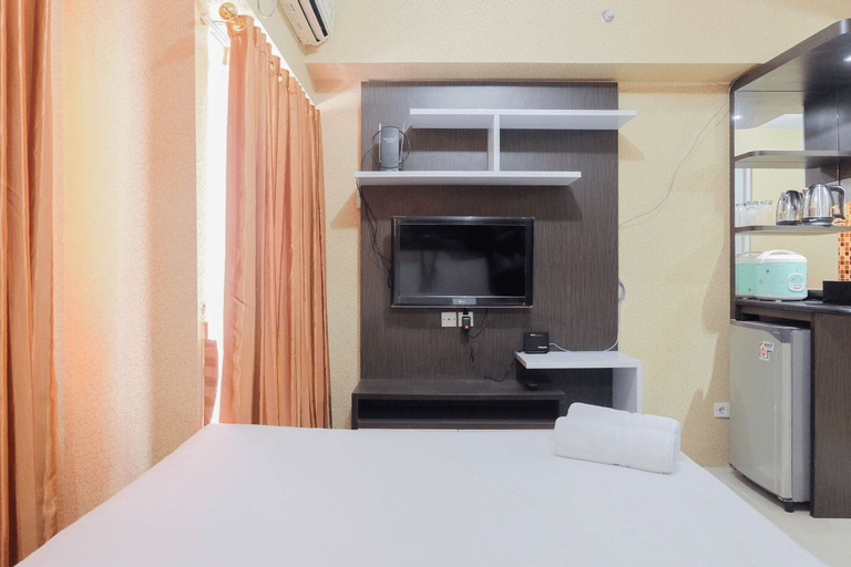 Bedroom 5, Cozy Studio Apartment at Taman Melati Margonda By Travelio, Depok