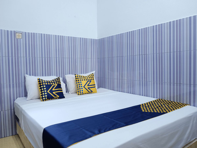 SPOT ON 2766 Kezia Kost, Belitung