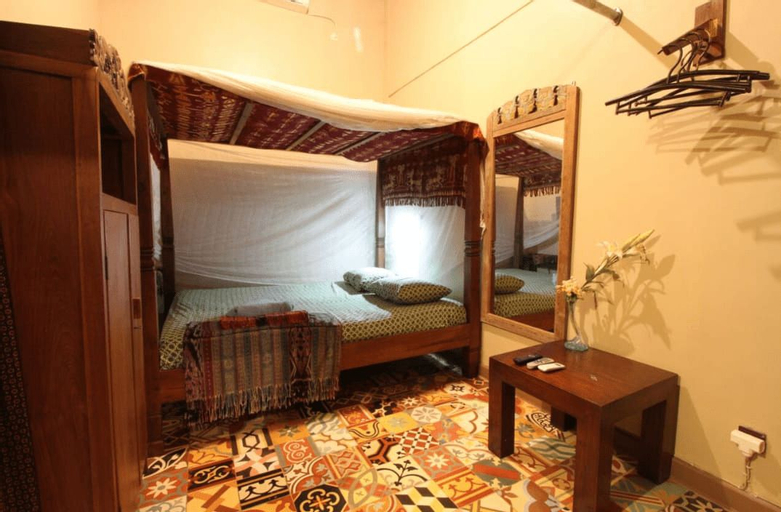 Bedroom 12