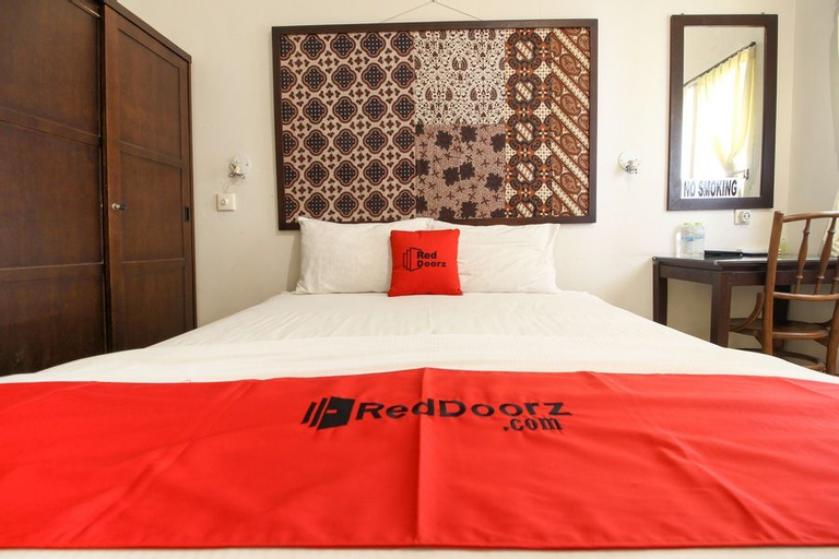 RedDoorz Syariah near Wijilan Yogyakarta, Yogyakarta