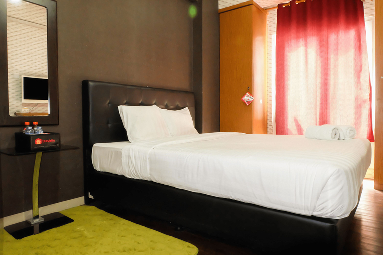 Great Location Sunter Park View Studio Apartment By Travelio, Jakarta Utara