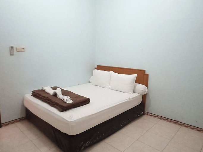 Bedroom 2, Kurnia homestay by idhomestay, Sleman
