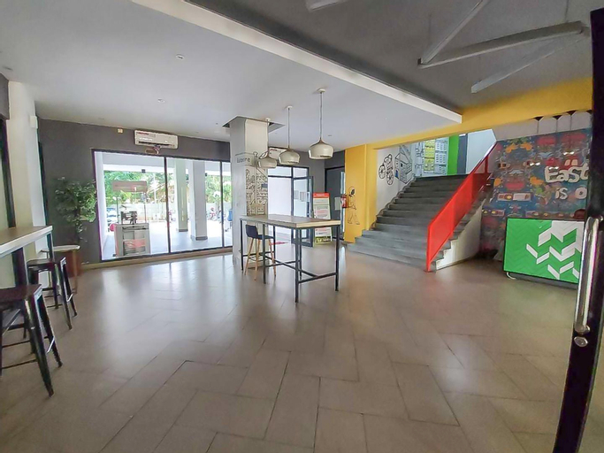 Public Area, RedLiving Apartemen Sentra Timur Residence - Cheap Inn Tower Orange, East Jakarta