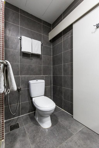 Bathroom 4, ALIA DAMANSARA BY SUBHOME, Petaling Jaya