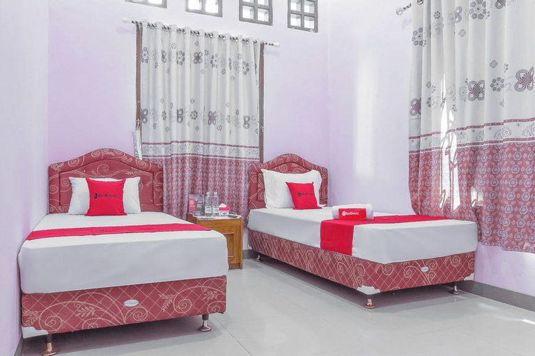 Bedroom 5, RedDoorz Syariah @ Puri Kalijaga Street, Cirebon