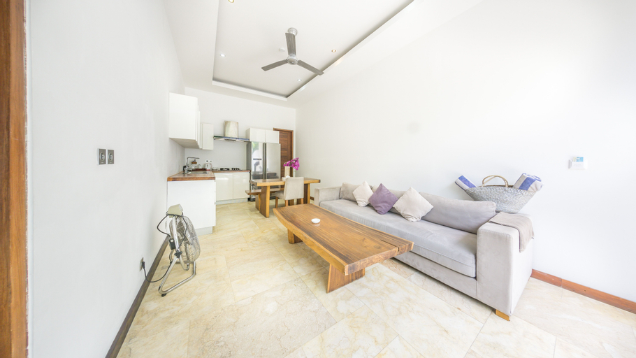 Dining Room 25