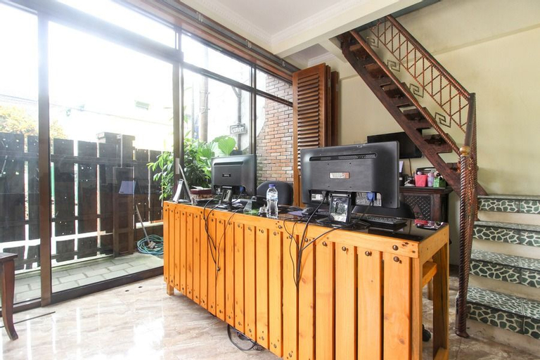 Public Area, RedDoorz near AMIKOM Yogyakarta 2, Sleman