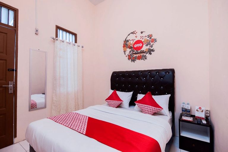 OYO 885 Tangkul Residence, Medan