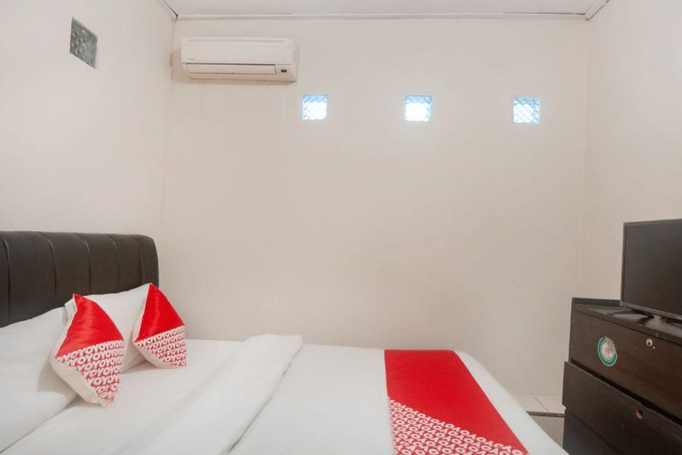 OYO 2256 Danysa Guesthouse Syariah, South Jakarta