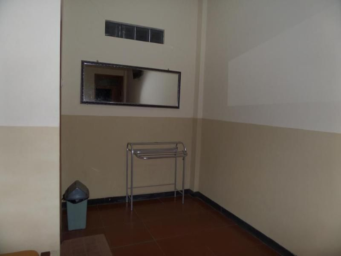Bedroom 2, Kahyuna Guesthouse, Probolinggo