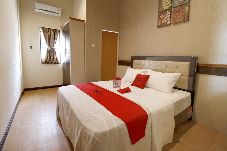 RedDoorz Plus near Universitas Sumatera Utara, Medan