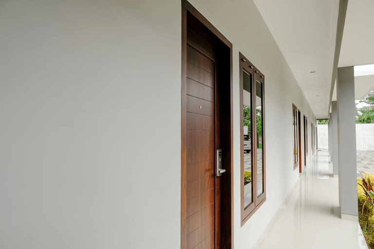 Public Area, Hs Residence, Tulungagung