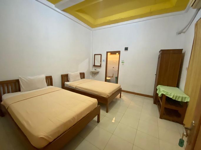 Surya Hotel, West Manggarai