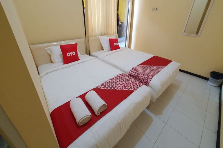 OYO 3895 D'Luck Homestay, Sidoarjo