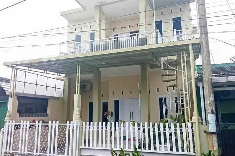 KoolKost Male Syariah near Taman Andhang Pangrenan Purwokerto (Minimum stay 6 nights), Banyumas