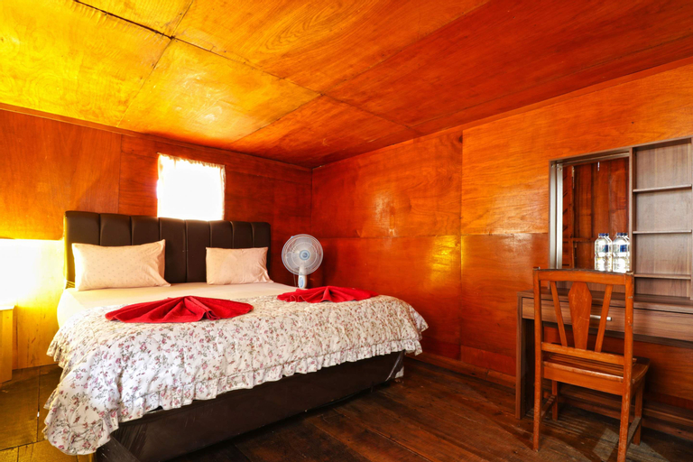 Bedroom 12