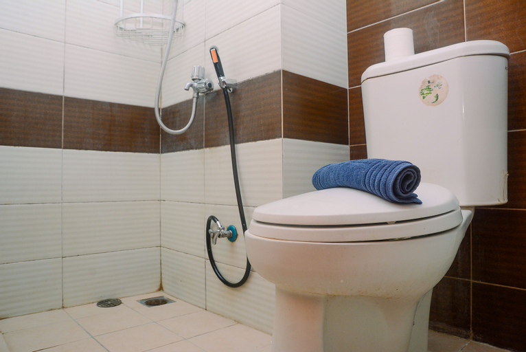 Bedroom 5, Good Homey and Simply Studio Margonda Residence 3 Apartment By Travelio, Depok