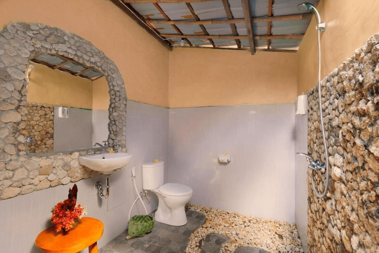 Bathroom 3, The Tamban Jukung, Klungkung