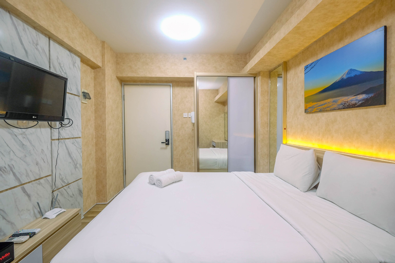 Elegant Studio (No Kitchen) Apartment at Green Bay Pluit By Travelio, North Jakarta