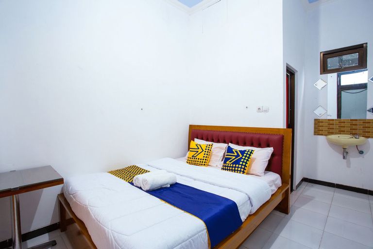 SPOT ON 2718 Backpacker's Homestay Jlegong, Wonosobo