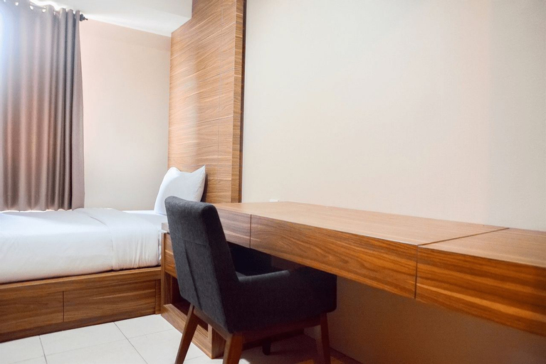 Great Location 2BR Maple Park Apartment By Travelio, North Jakarta