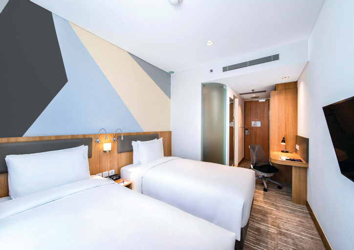 Holiday Inn Express Jakarta Matraman, East Jakarta