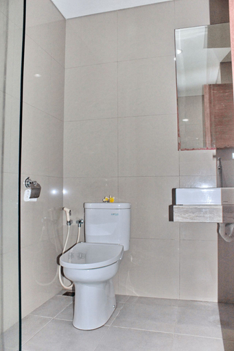 Bathroom 3, Kuta Beach Stay, Badung