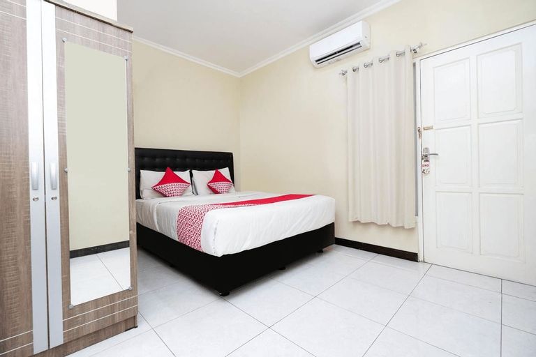 Bedroom 1, Oyo 1835 Kostel Wood, Semarang
