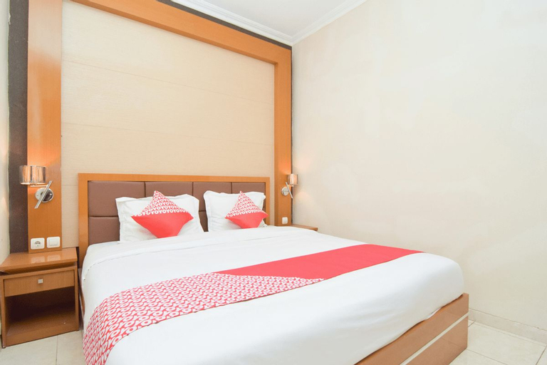 OYO 1232 Hotel Basra, Tuban