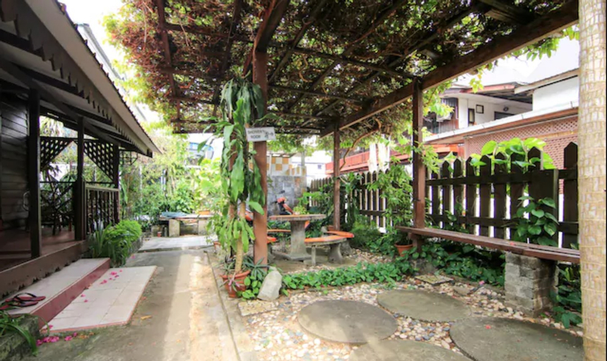 OYO 44084 Ombak Inn Chalet, Manjung
