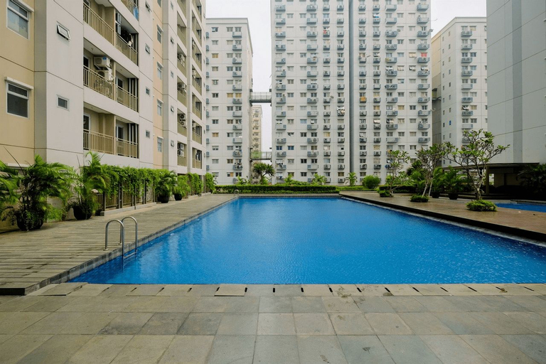 2BR The Oak Gading Icon Apartement near Kelapa Gading By Travelio