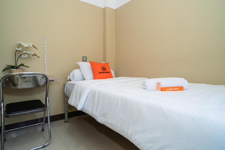 KoolKost near Lokasari Square (Minimum Say 6 Nights), West Jakarta